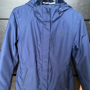 Women’s North Face winter coat.